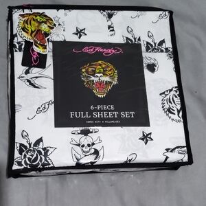 Ed Hardy Black and White Full Sheet Set
